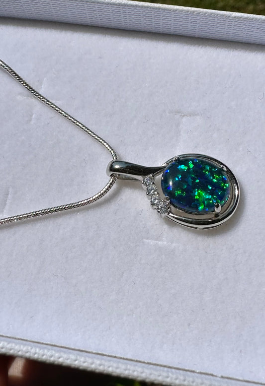 Lightning Ridge Opal pendant