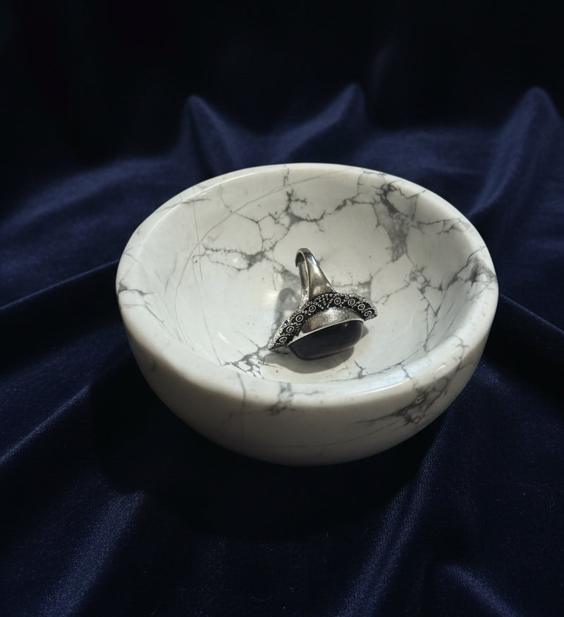 ✨ White Howlite Serenity Bowl