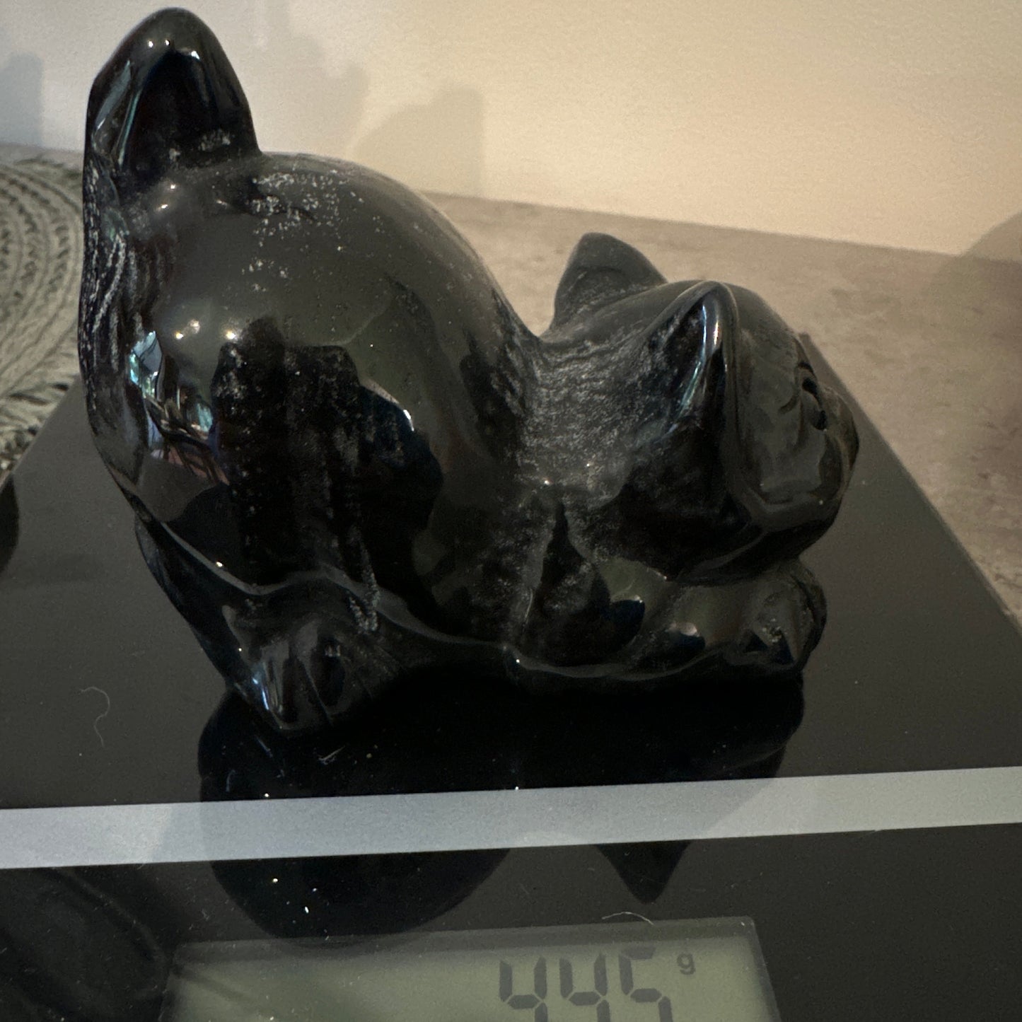 Black Obsidian Cat Carving – Protection & Intuition