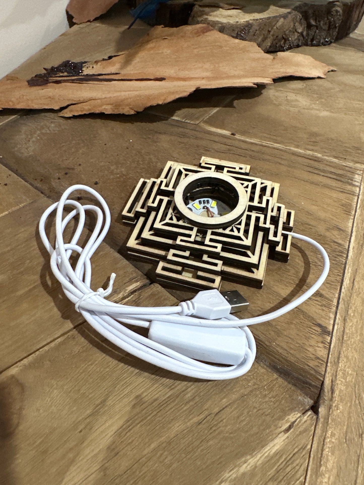 Aztec Sphere Holder USB Light - Enchant & Delight