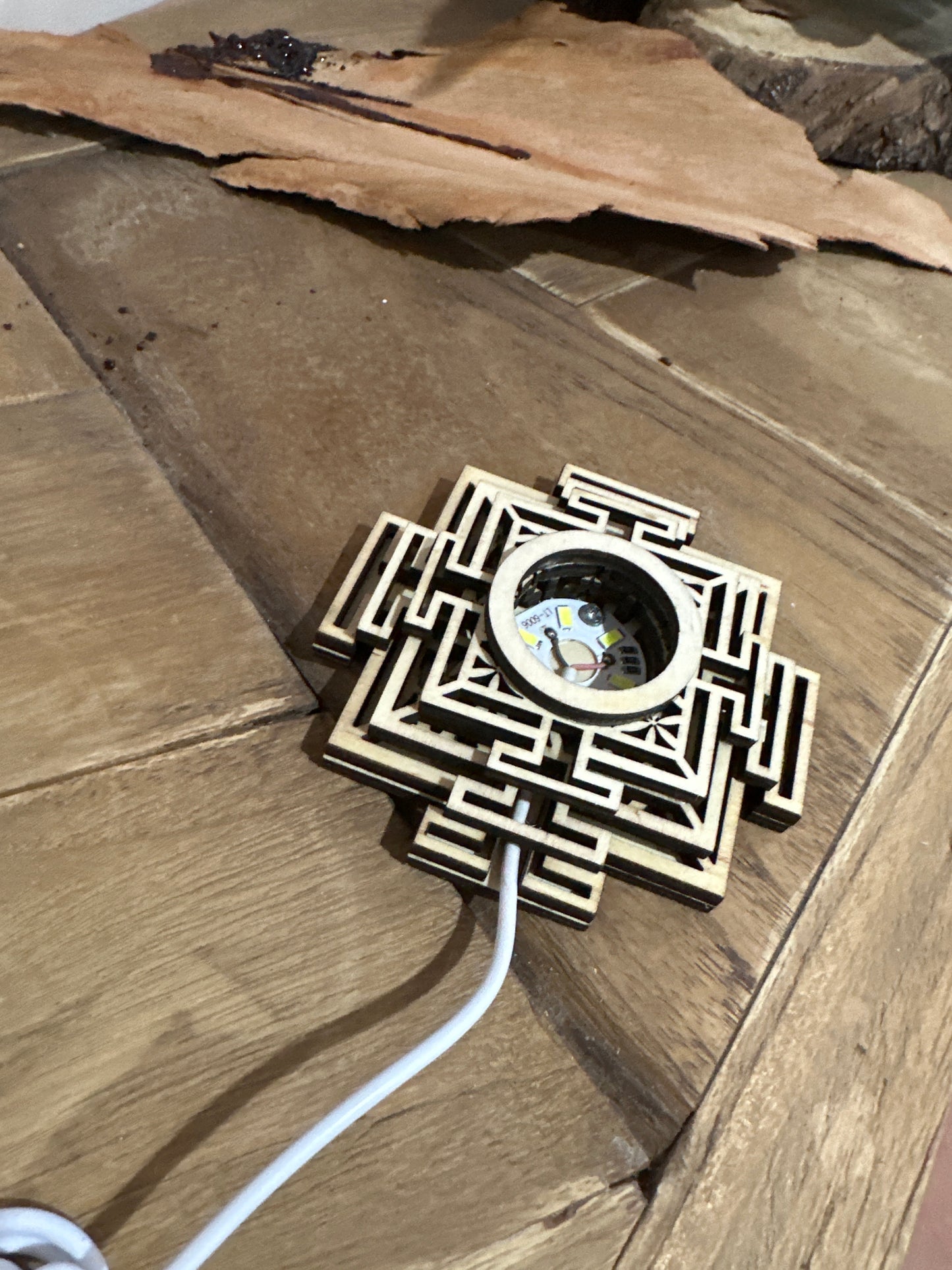 Aztec Sphere Holder USB Light - Enchant & Delight