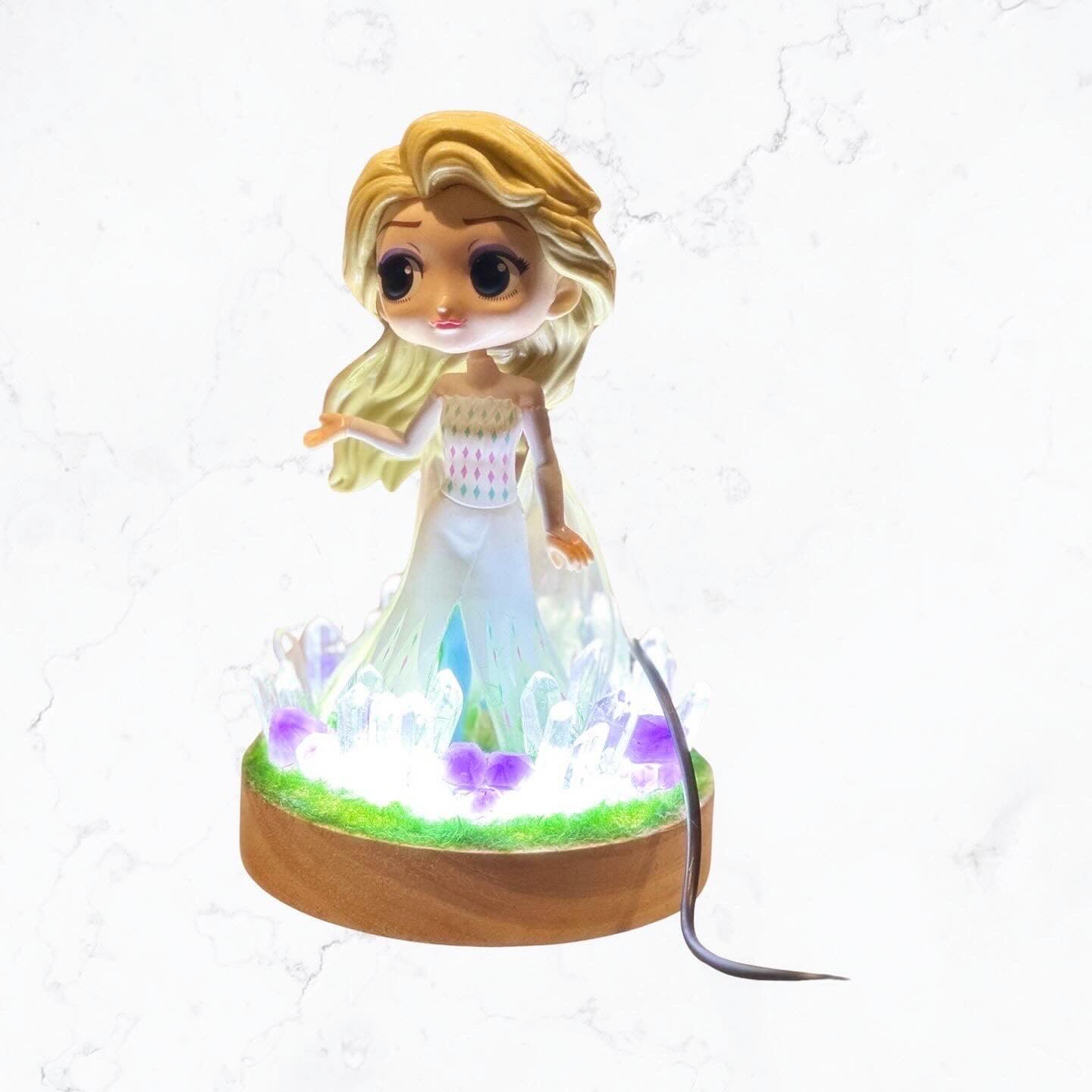 Elsa Crystal USB Lamp - Enchant & Delight