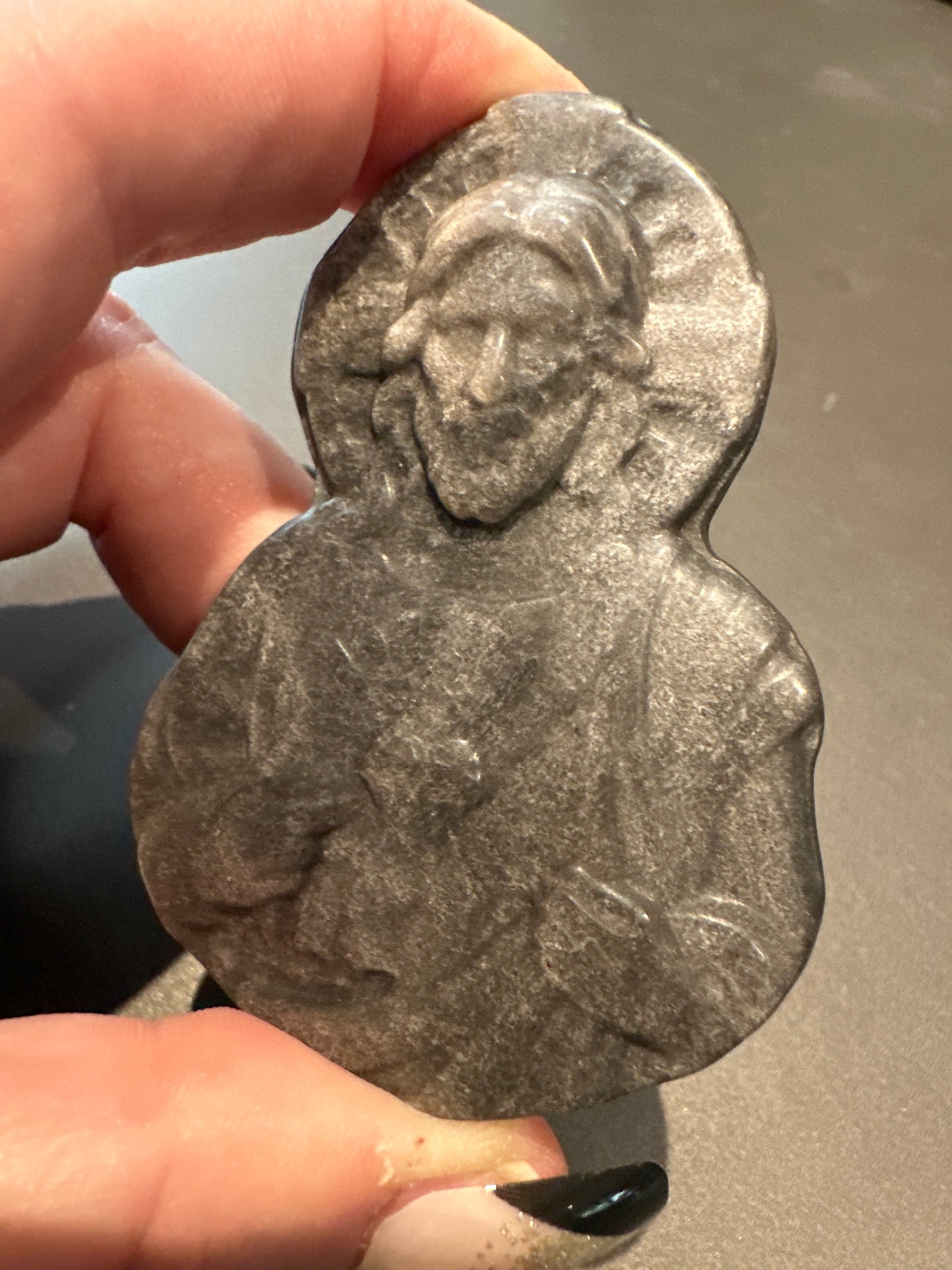 Golden Obsidian Sacred Heart of Jesus - Enchant & Delight