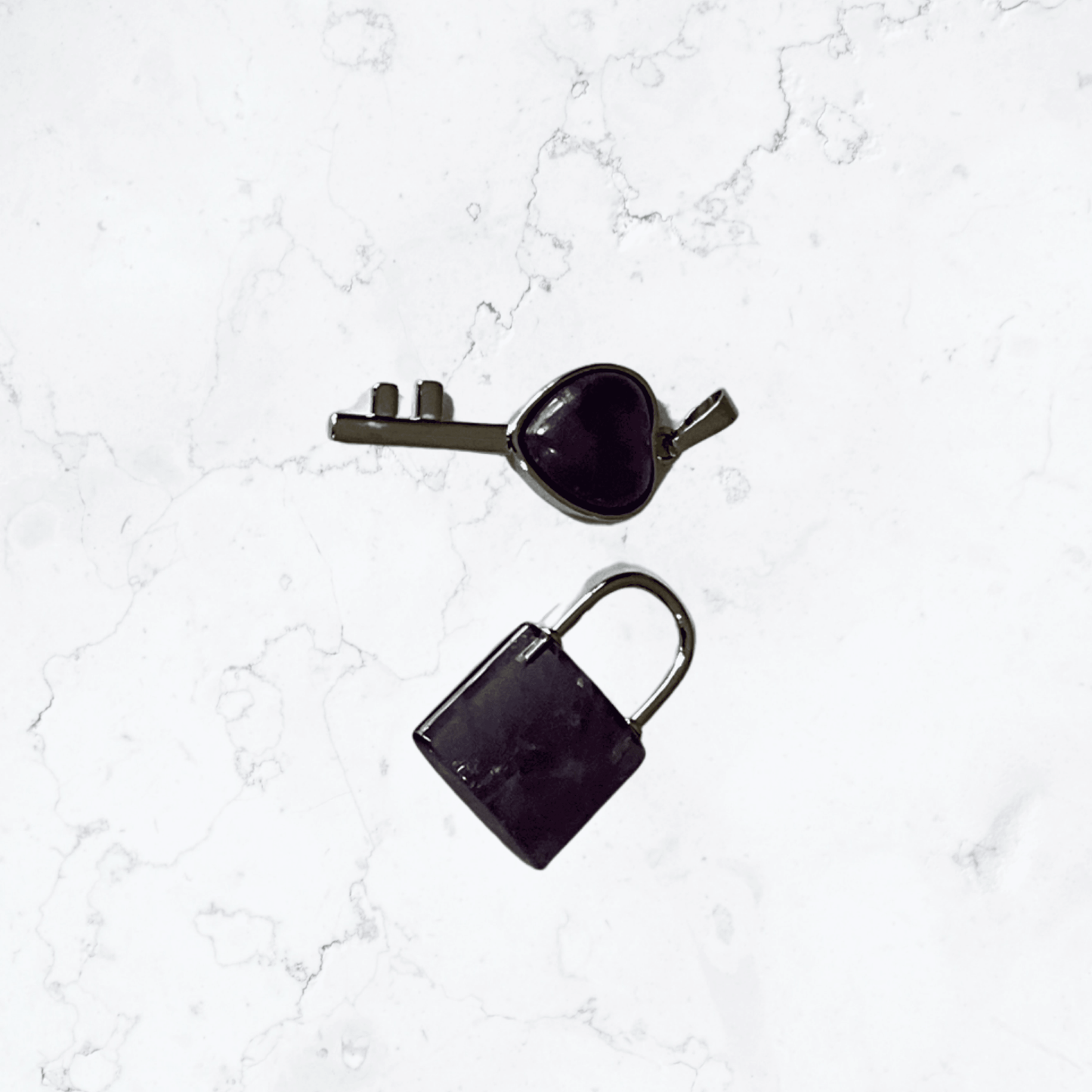 Key pendant and lock - Lapis Lazuli - Enchant & Delight