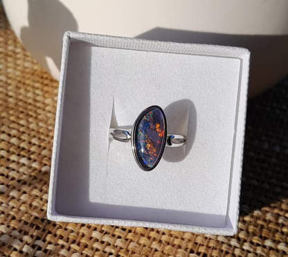 Opal No. 16 — Coober Pedy Galaxy Fire Ring • Size L/6 ✨