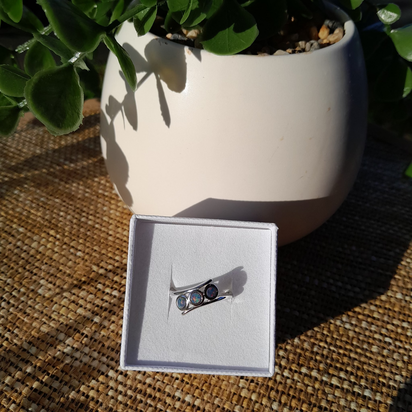 ✨Australian Coober Pedy Opal Trilogy Ring – Size 8