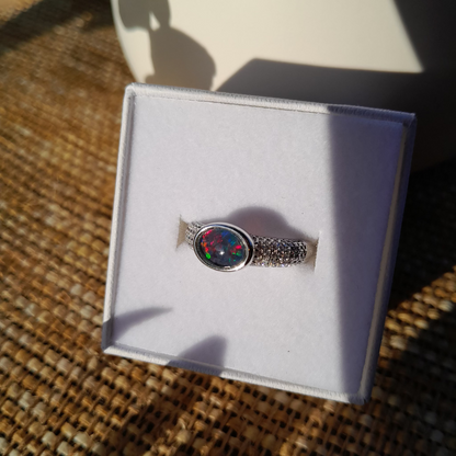 ✨Coober Pedy Australia ~ Mystic Fire Opal Ring ✨Size 7 / N
