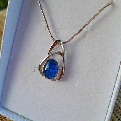 ✨ Celestial Flow Coober Pedy Australian Opal Necklace ~ Energy, Intuition & Inner Harmony