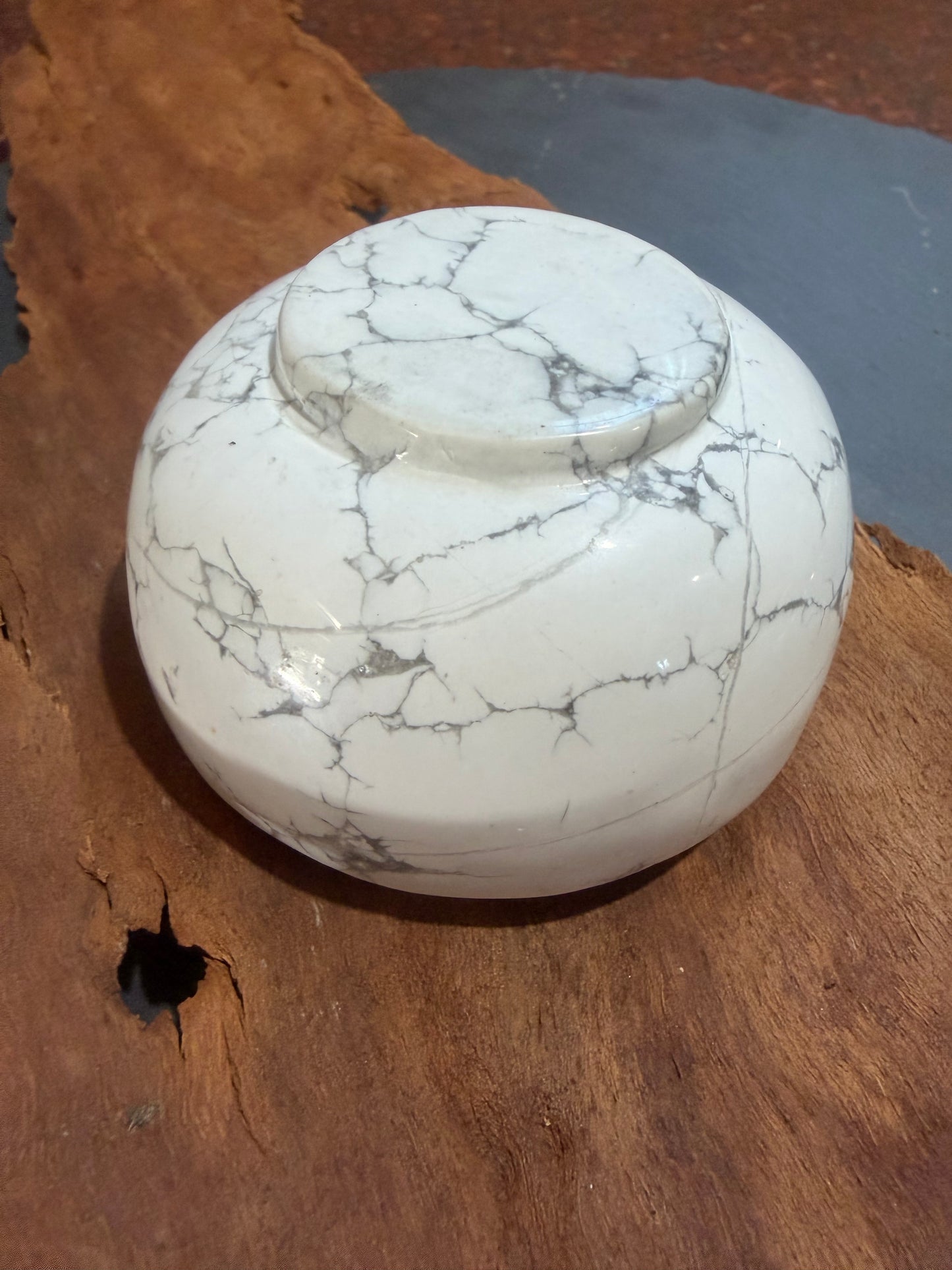 ✨ White Howlite Serenity Bowl
