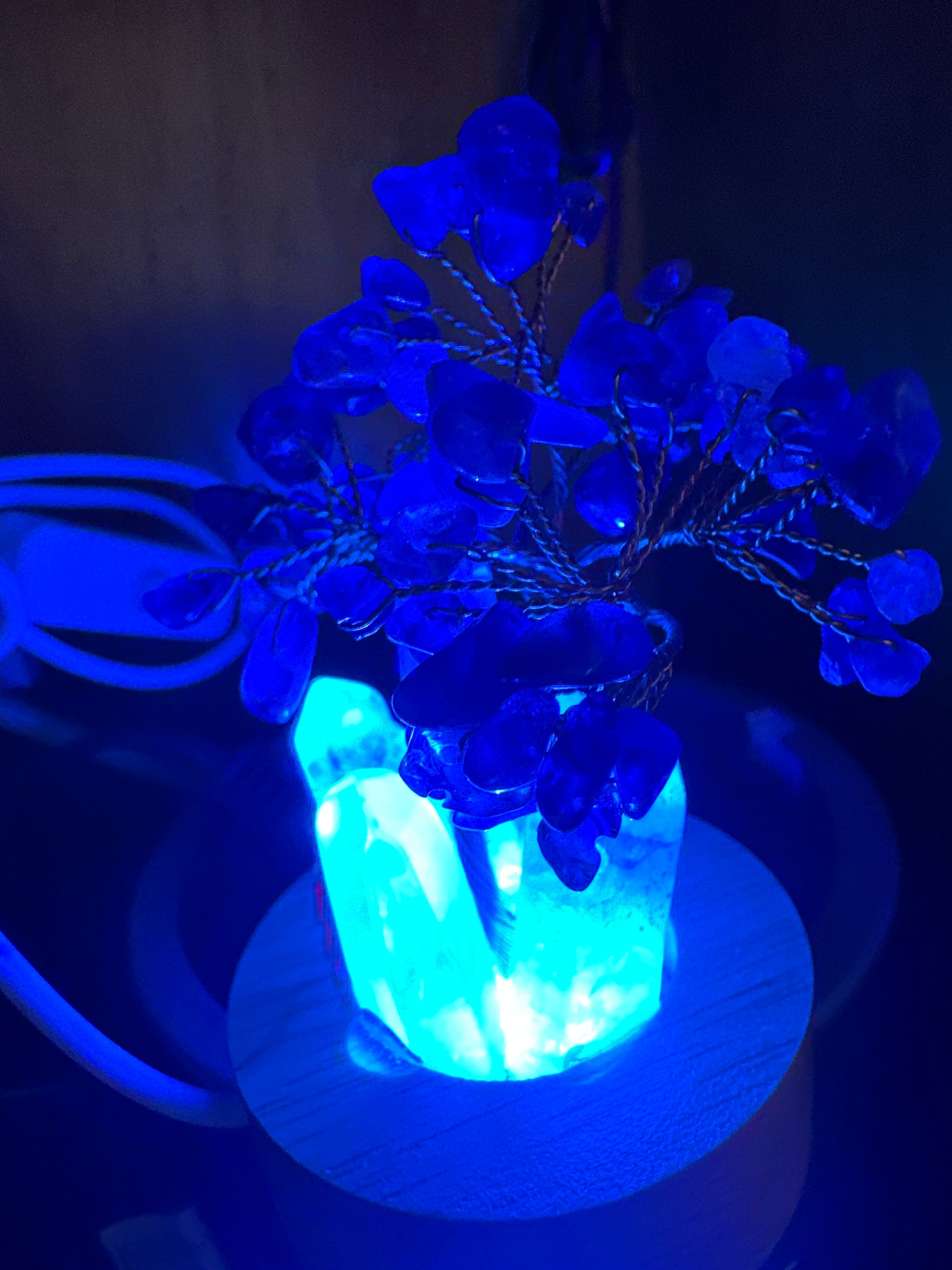 Amethyst Quartz Tree USB Lamp - Enchant & Delight