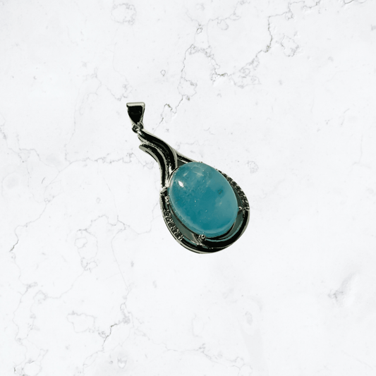 Aquamarine pendant - Enchant & Delight