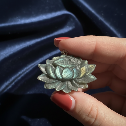 Lotus Flower Labradorite Pendant