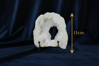Quartz Geode with stand